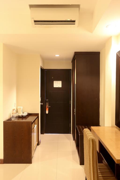 Zen Rooms Legian Dewi Sri Kuta Lombok Værelse billede