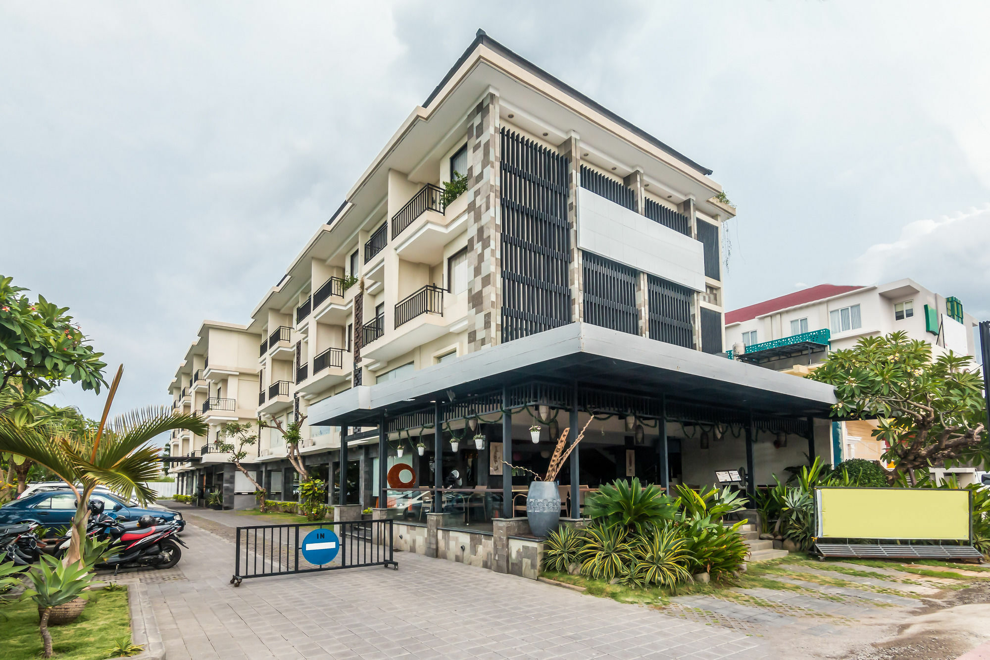 Zen Rooms Legian Dewi Sri Kuta Lombok Eksteriør billede